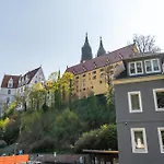 Panorama An Der Seilbahn Unterhalb Der Albrechtsburg - Parkplatz Und Wi-fi - Free アパート