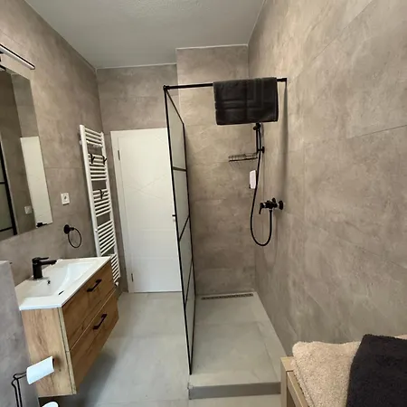 Panorama 아파트 *